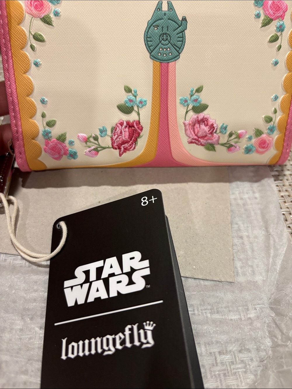 Loungefly Star Wars Floral Cream Wallet with Pink Trim - Picture 2 of 4